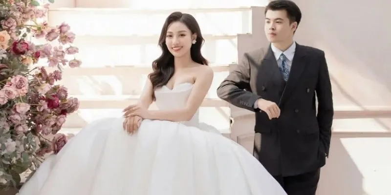 Chụp ảnh cưới phong cách Hàn Quốc trong Studio kết hợp ngoại cảnh