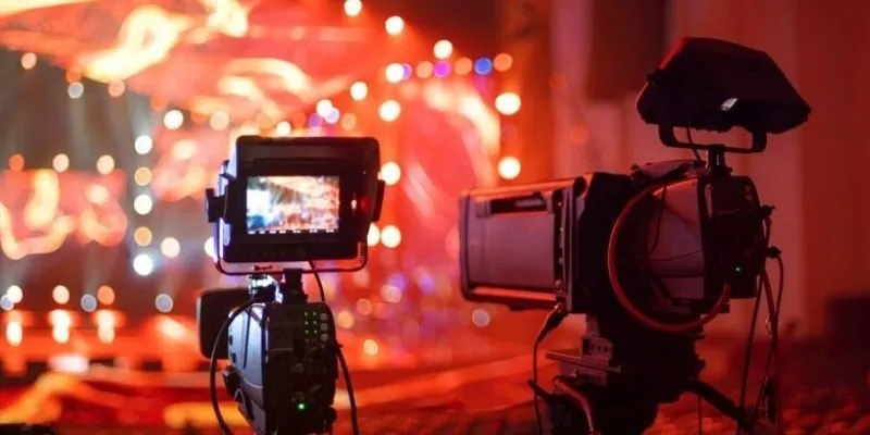 Bảng giá và chi tiết hạng mục quay phim chụp ảnh